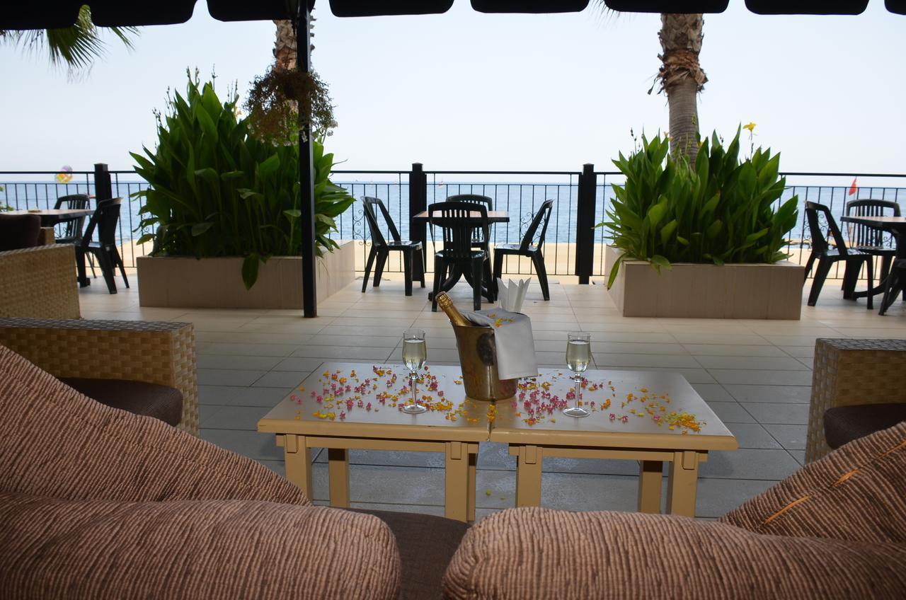 Club Akman Beach Çamyuva Buitenkant foto