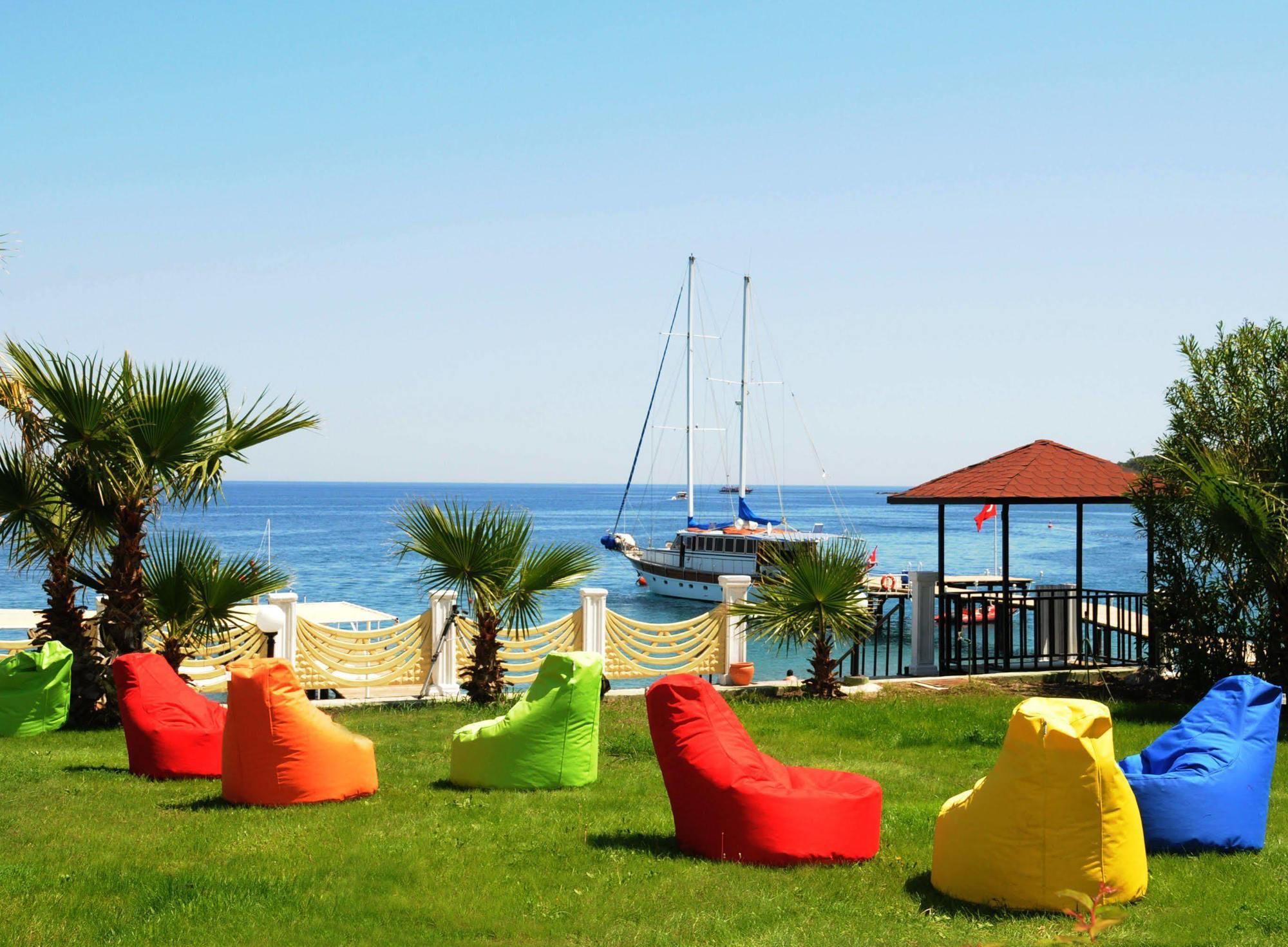 Club Akman Beach Çamyuva Buitenkant foto